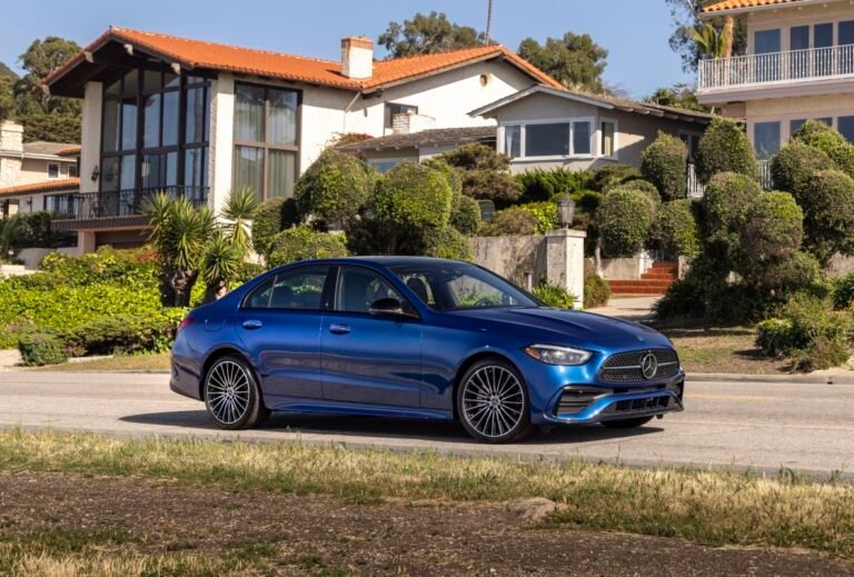 Mercedes Lays Out Game Plan to Counter Trump's Auto Tariffs