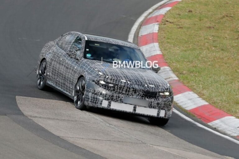 BMW M350 And i3 Sedans Spotted At The Nürburgring: Video