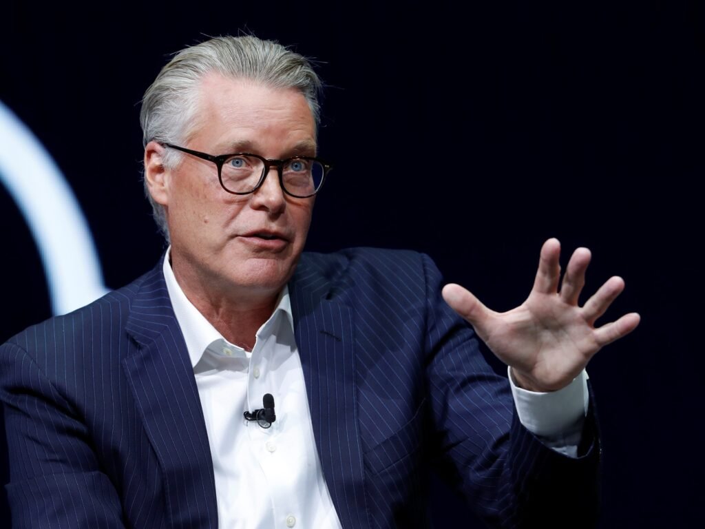 Delta CEO says one of its most popular routes was faster in the 1950s than today — and antiquated air traffic control is to blame