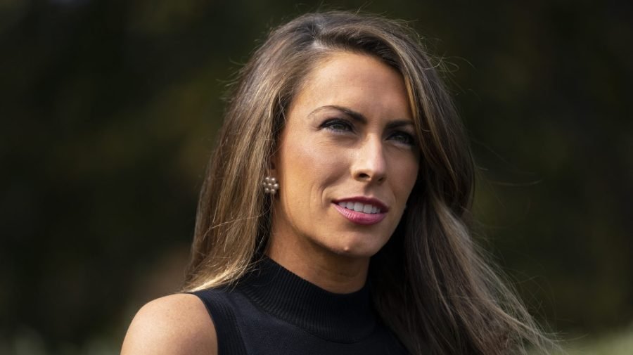 Qatar jet gift to Trump 'scares me' in 'so many ways: Farrah Griffin