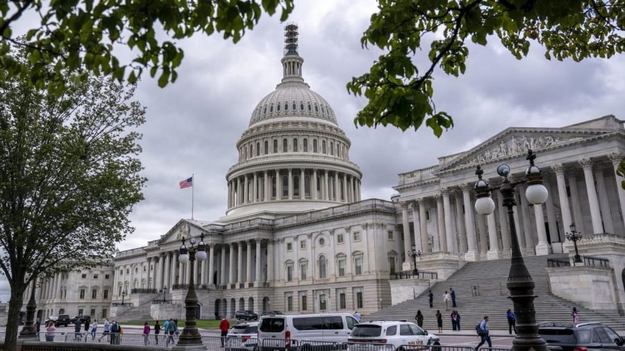 Crypto industry urges Senate to move forward with floor debate on stablecoin bill