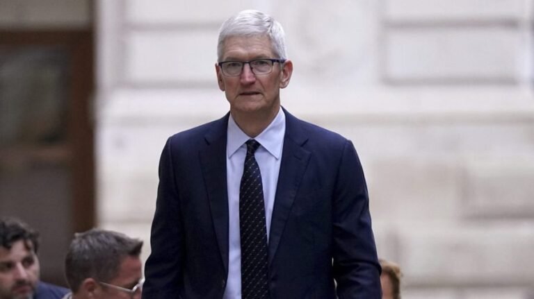 Trump takes swing at Tim Cook over Apple manufacturing in India