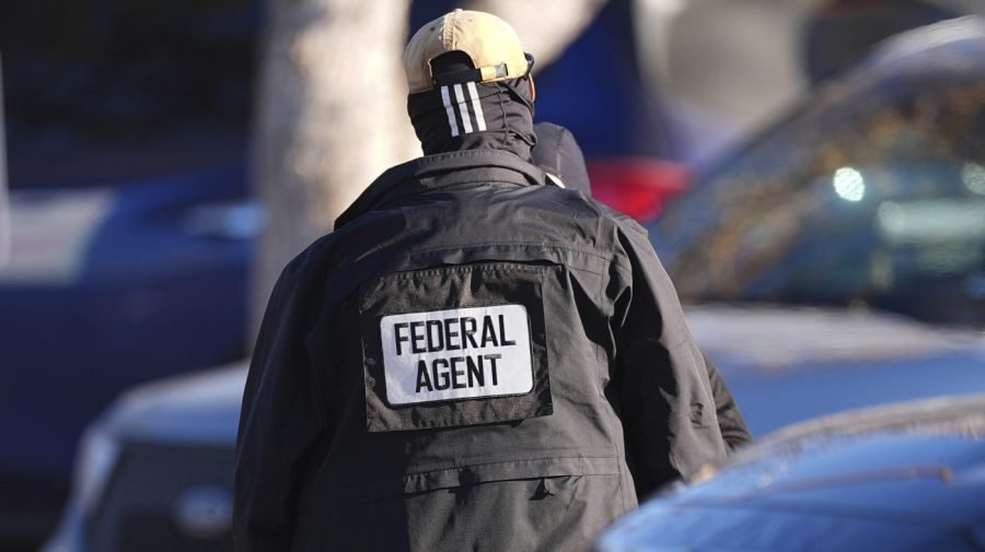 Judge orders Trump administration to pursue return of improperly deported Guatemalan manĀ
