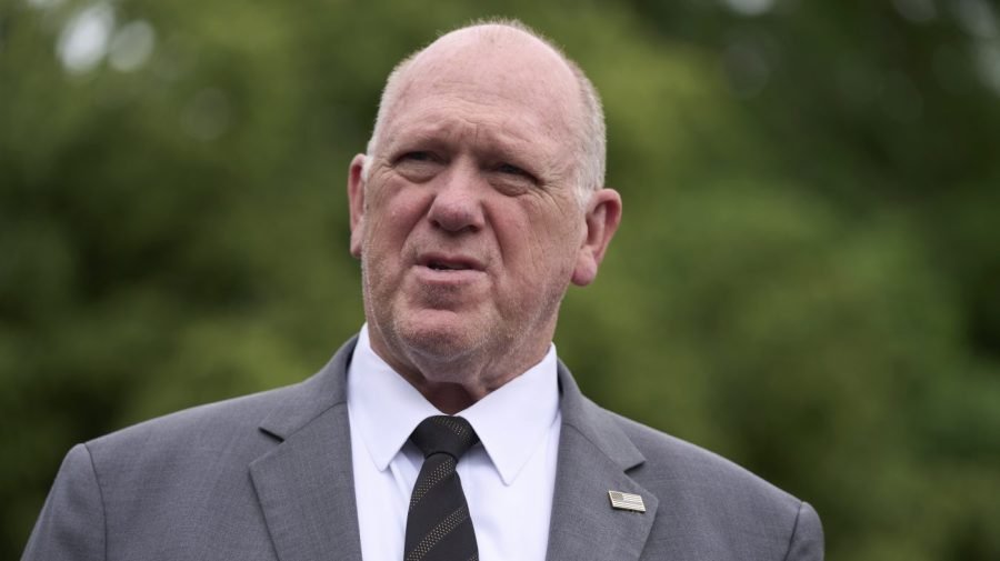 Homan on Ocasio-Cortez warning of 'problem' if Democrats arrested: 'You can't intimidate me'