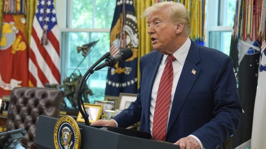 Watch live: Trump announces 'major' trade deal with UK