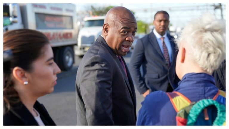 Newark mayor arrested outside ICE detention center