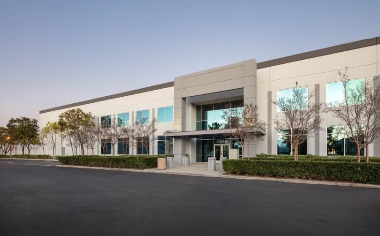 Ares Industrial Adds Two Tenants at Vista Business Park