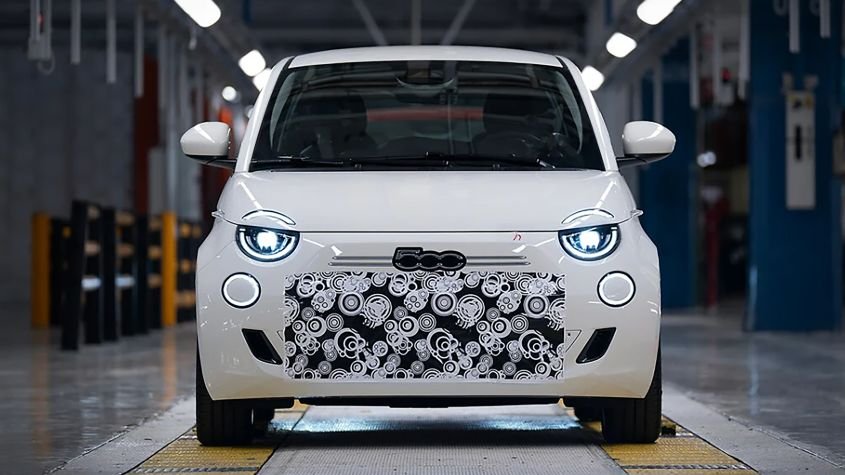 New Fiat 500 Hybrid set to finally arrive, and it’ll be a manual!