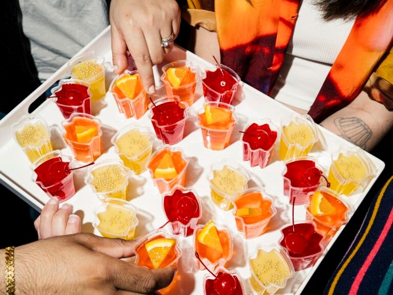 These Cocktail-Inspired Jell-O Shots Get the Party Started