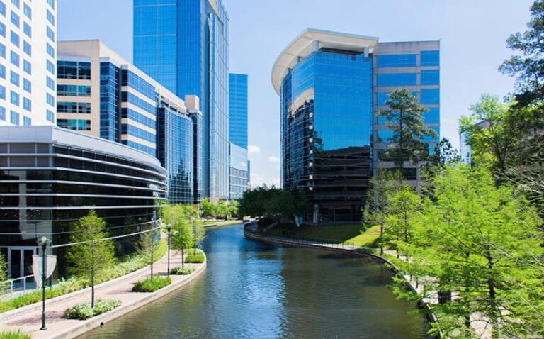 BREAKING NEWS: Pershing Square Takes Controlling Stake in Howard Hughes