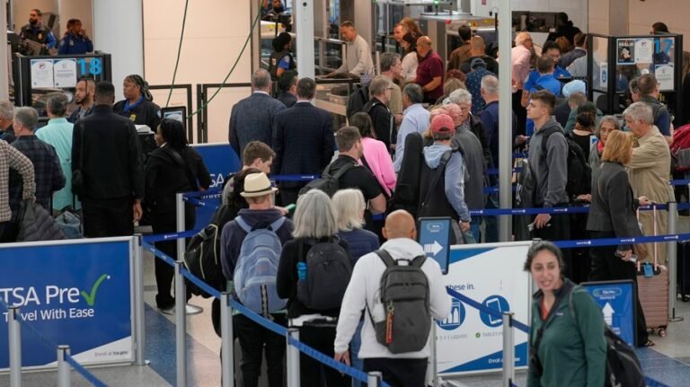 Memorial Day travel expected to break 20-year record