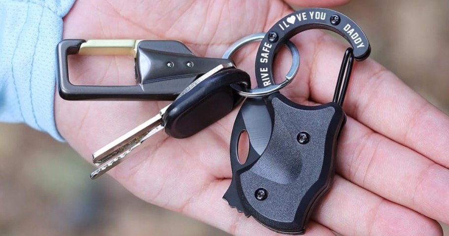 Keychain Knife/Box Cutter Only $2.99 on Amazon | Father’s Day Gift Idea!