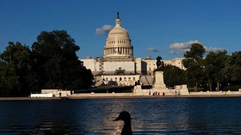 Morning Report — Rifts stall House GOP budget momentum 