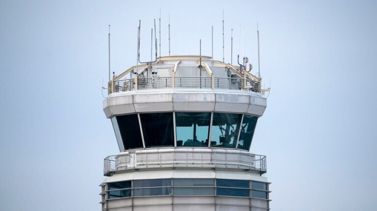 How antiquated tech is adding to the FAA's problems