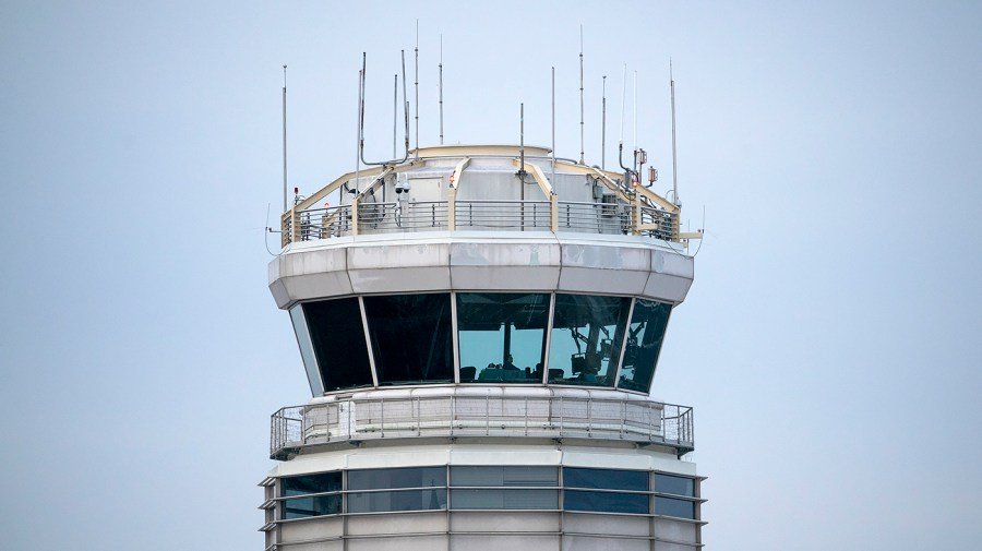 How antiquated tech is adding to the FAA's problems