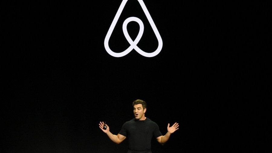 Keeping terrorists off Airbnb shouldn't undermine Americans' privacy