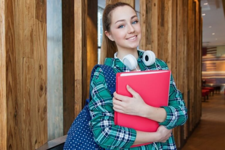 100+ College Discounts & Freebies Every Student Needs in 2025