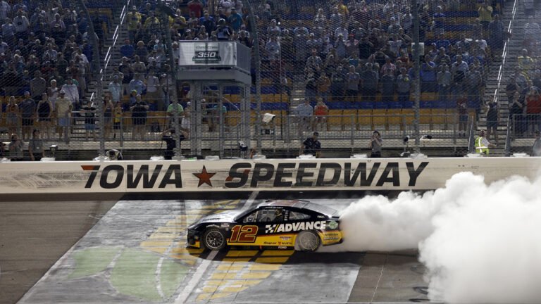 Iowa Passes Law Giving Race Tracks Protected Status Against Noise Complaints