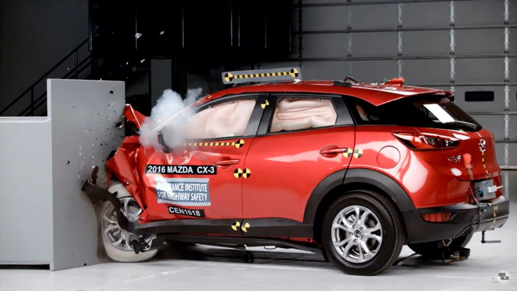 These Are The Cheapest And Safest Vehicles The IIHS Recommends For Teen Drivers