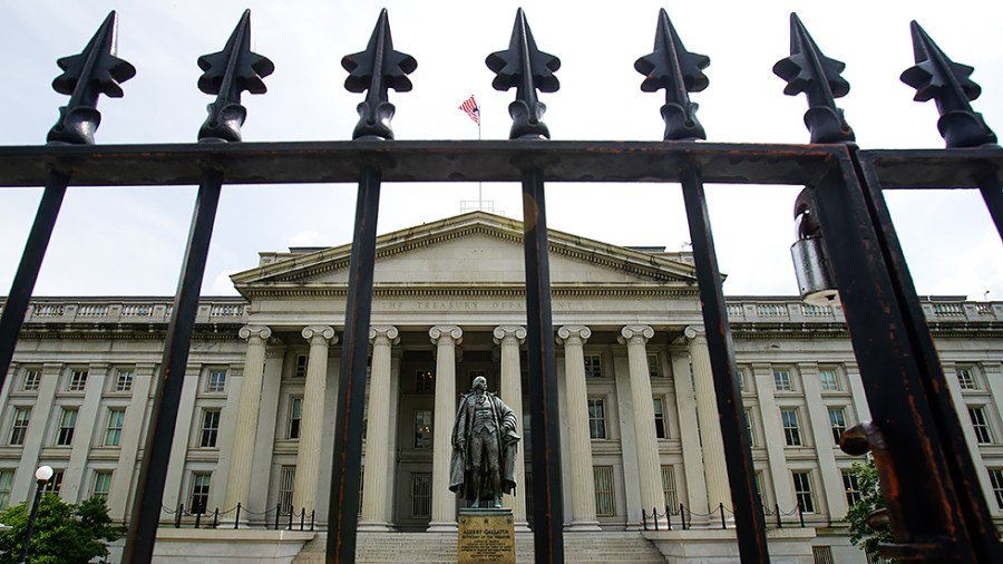 Treasury sanctions companies over Iranian oil