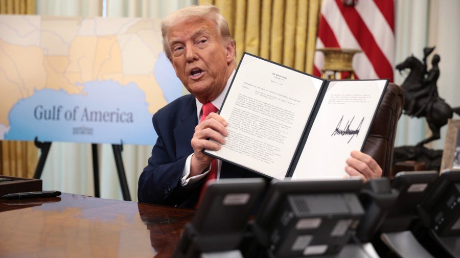 Judge finds Trump order targeting law firm Jenner & Block unlawful
