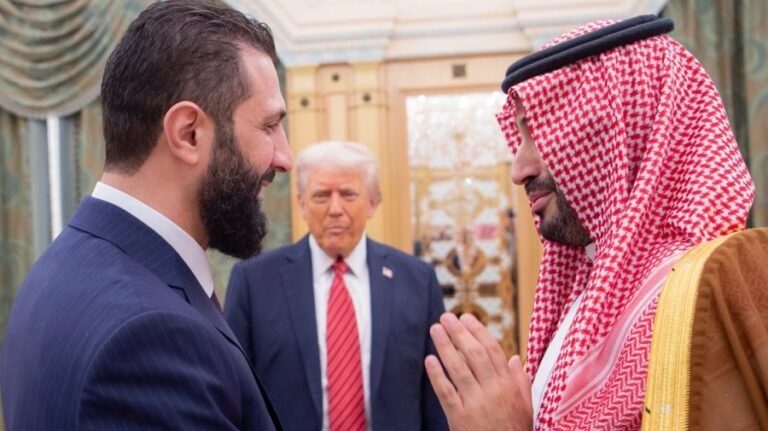 Live updates: Trump meets new Syrian leader  ahead of Doha stop