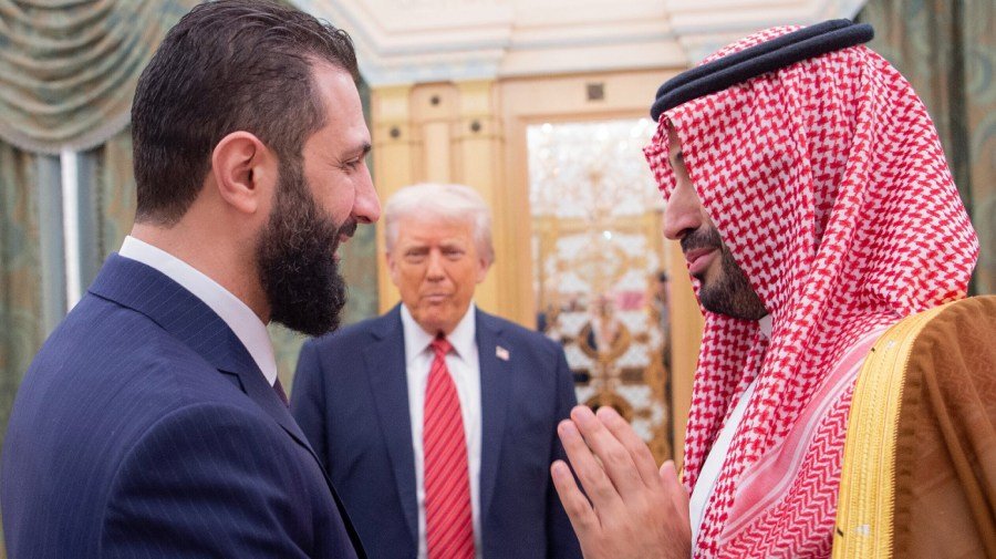 Live updates: Trump meets new Syrian leader ahead of Doha stop