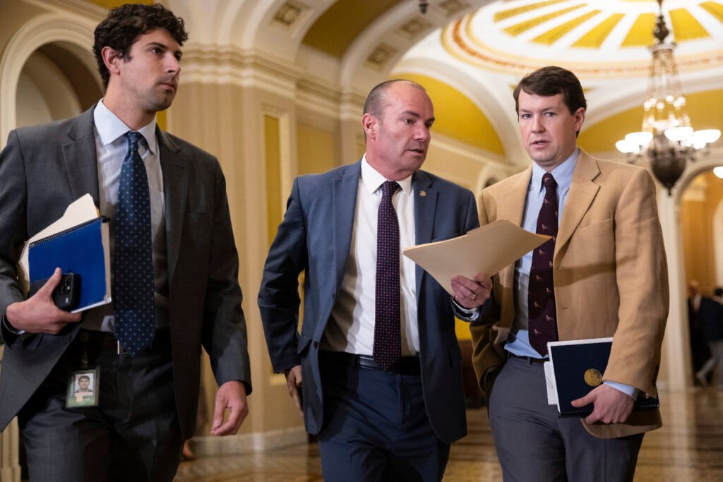 Conservatives have long dreamed of passing a bill to shred tons of regulations. They may be closer than ever.