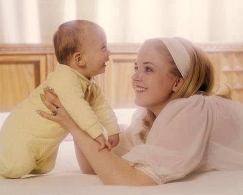 27 Retro Baby Names We Need To Bring Back, From Nancy & Roy To Dennis & Patricia