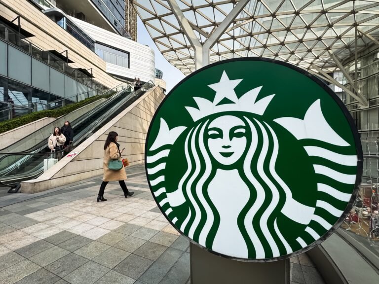 Chase Sapphire, Walmart, Starbucks: Talking with BI's Katie Notopoulos about her recent hot takes