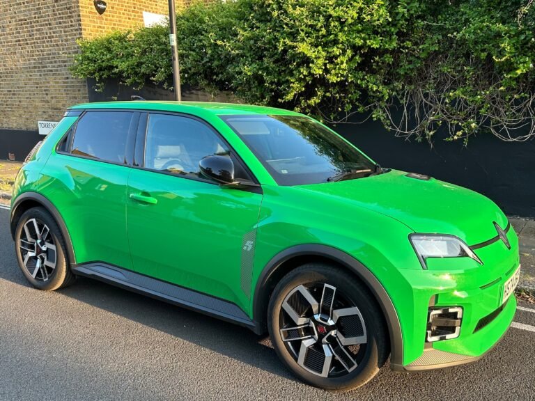 I drove the Renault 5 E-Tech. This chic French EV has one silly feature you'll never find on a Tesla.
