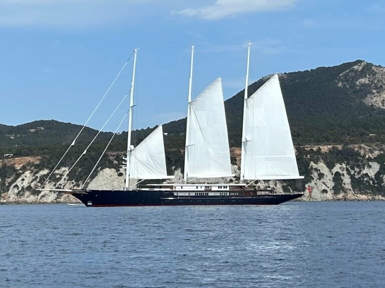 Inside Koru, Jeff Bezos' yacht that plays host to his and Lauren Sánchez's A-list friends
