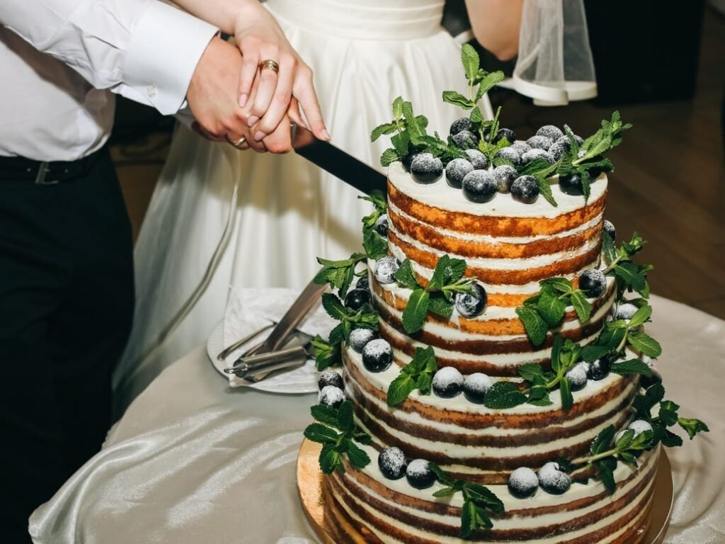 6 mistakes couples make when choosing their wedding menu, according to a wedding caterer