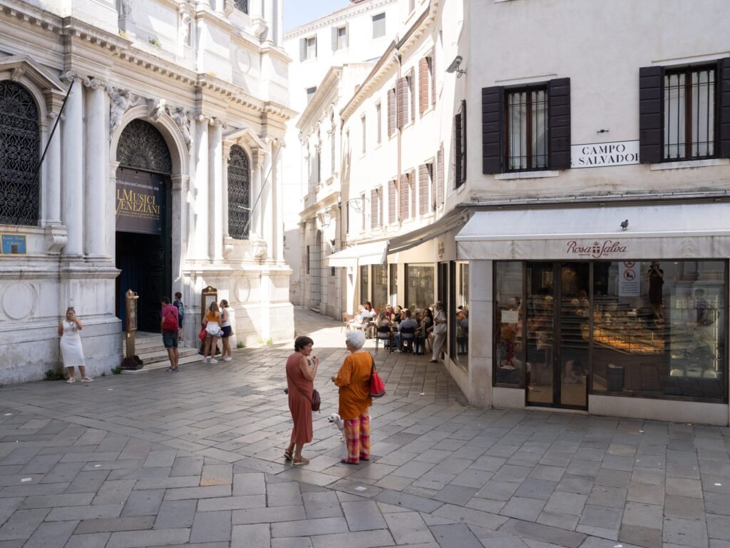 Italians in Venice told me how they really feel about Jeff Bezos and Lauren Sanchez's wedding