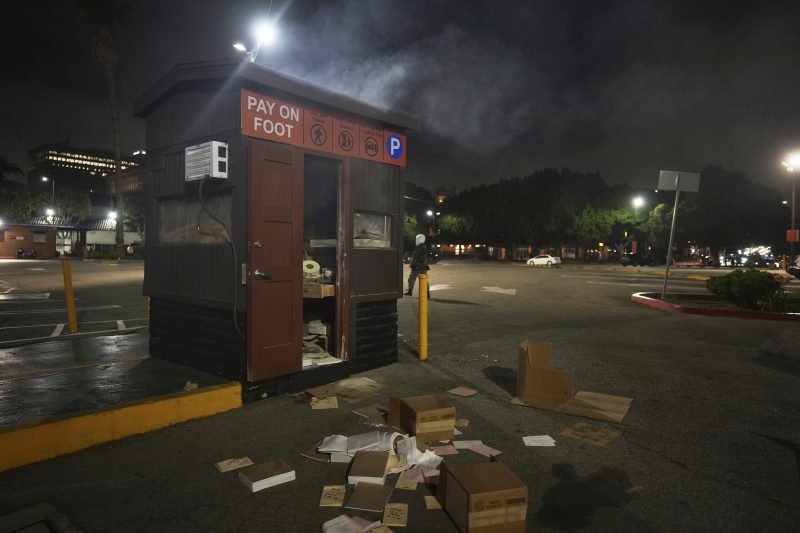 Los Angeles businesses looted overnight; anti-ICE protests expected to continue Monday