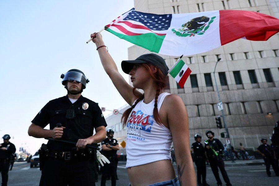 More Americans favor pathway to legal status for most migrants in US: Survey