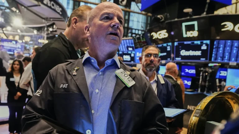Stocks near record highs as oil prices fall after Israel-Iran ceasefire