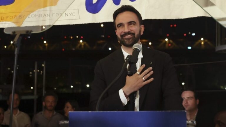 Schumer, Jeffries congratulate Mamdani on NYC upset, stop short of endorsements 
