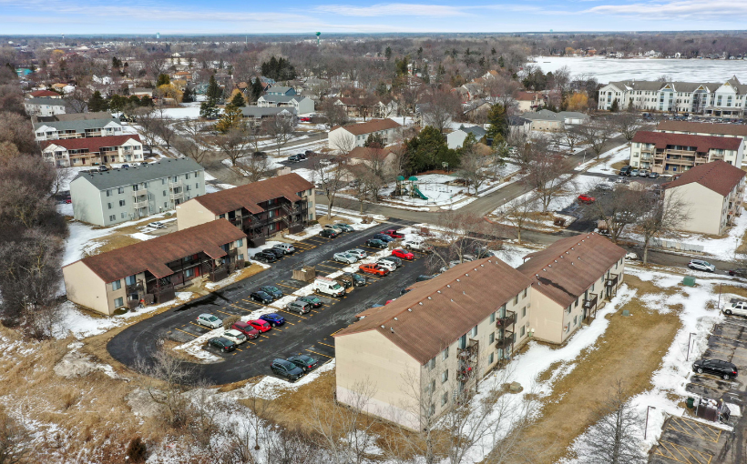 Essex Closes Multifamily Sale in Grayslake
