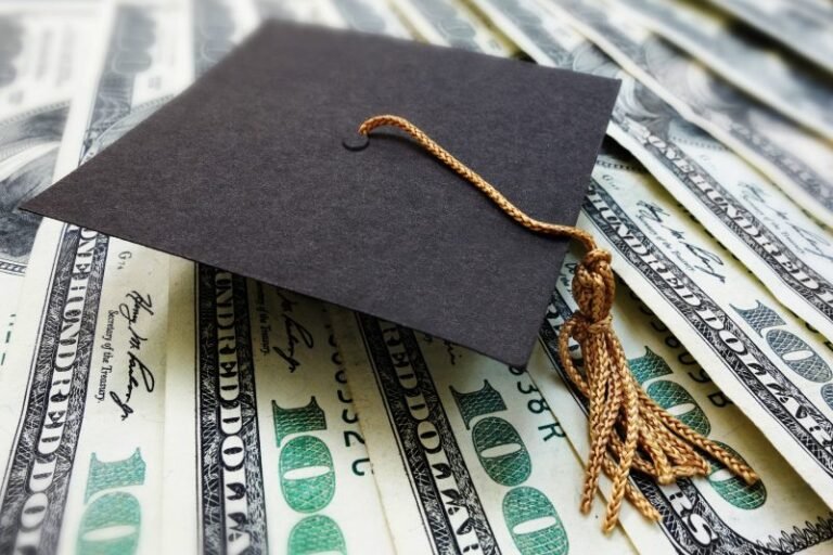 Congress considering borrowing limits on federal student loans