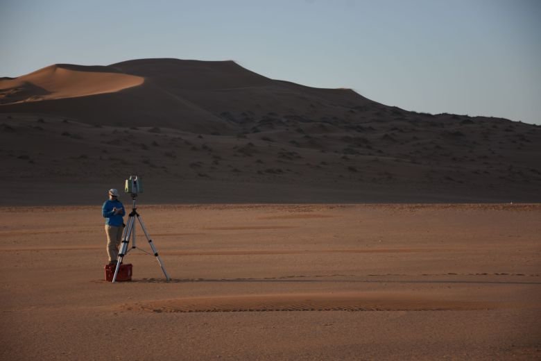 Mini Dunes Form When Sand Stops Bouncing