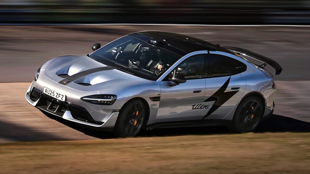 This Chinese Sedan Didn’t Just Crush A Porsche, It Beat A Hypercar At Nurburgring For A Fraction Of Their Price