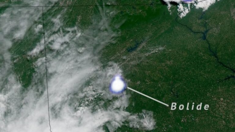 Fireball Passes Over Southeastern United States