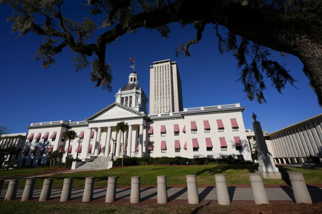 Ruby-red Florida is still preparing for a financial storm from DC