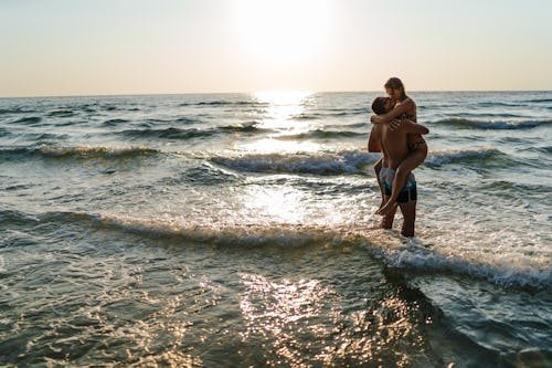 These Are The Most Common Summer Sex Mishaps, According To Experts