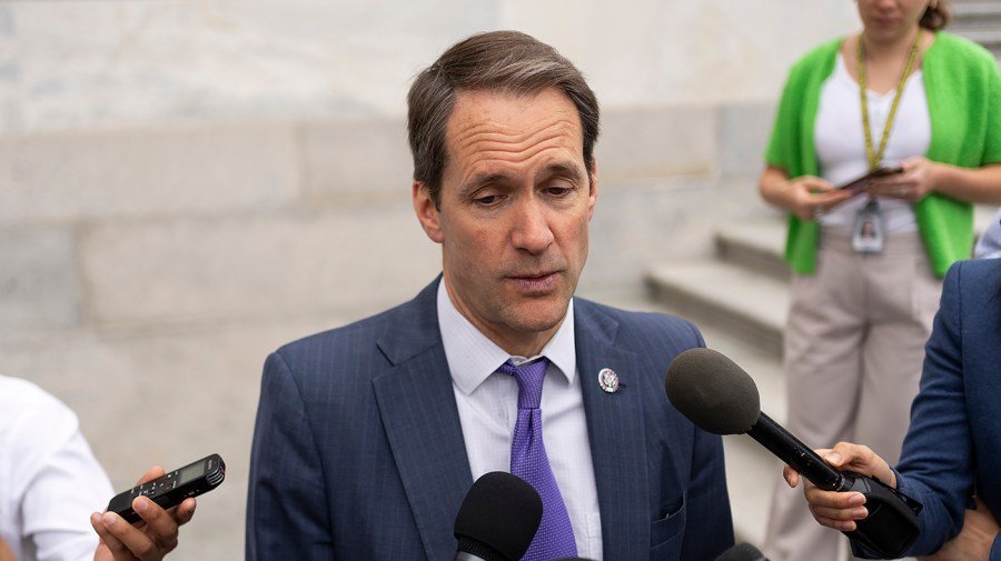 House Democrat on Iran targeting US bases: 'Hopefully, this is performative'
