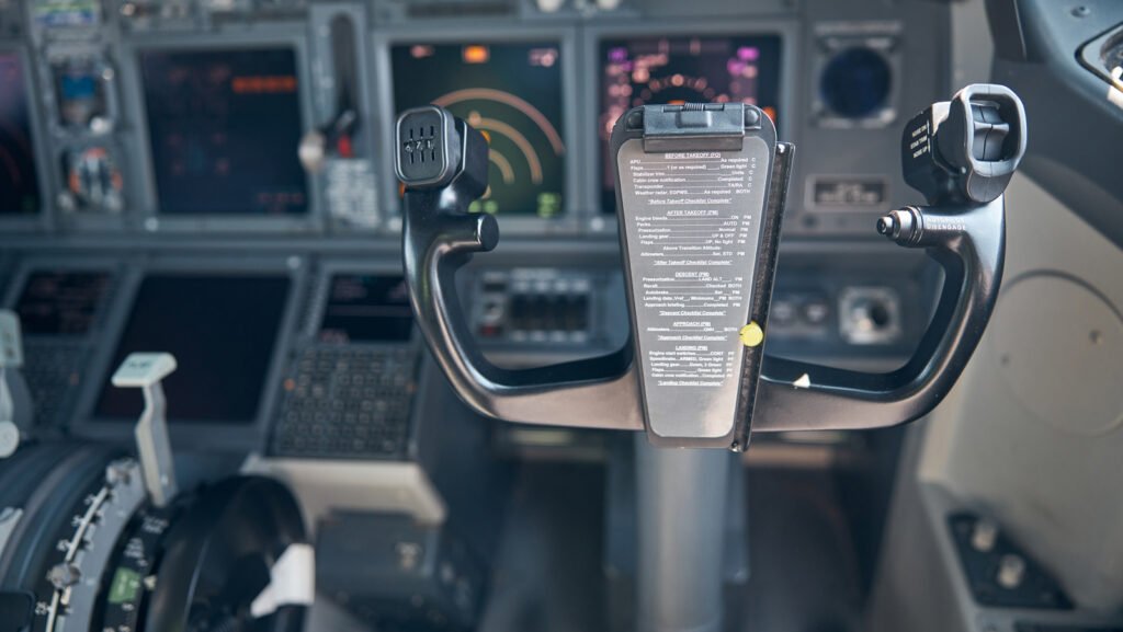 Why Boeing Still Uses Yokes Instead Of Side Sticks