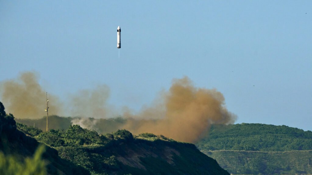 Honda Launches A Reusable Rocket And It Didn't Even Explode