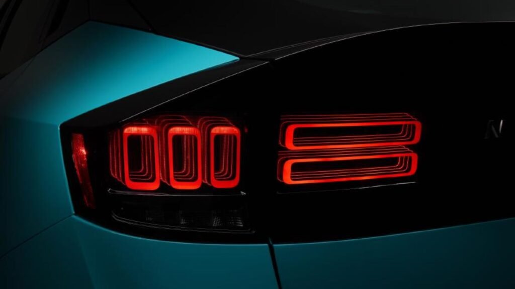 Why The New Nissan Leaf's Taillights Are More Special Than You Think