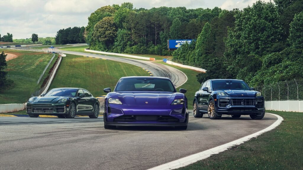 Porsche Sets New Production Lap Records At Road Atlanta With Cayenne Turbo GT And Panamera Turbo S E-Hybrid